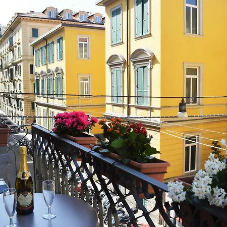 Eva 招待所 斯培西亚